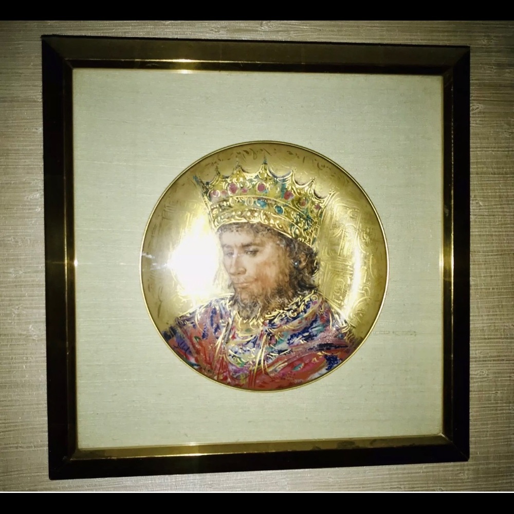 Vintage Edna Hibel Plate David Gold Floating Frame